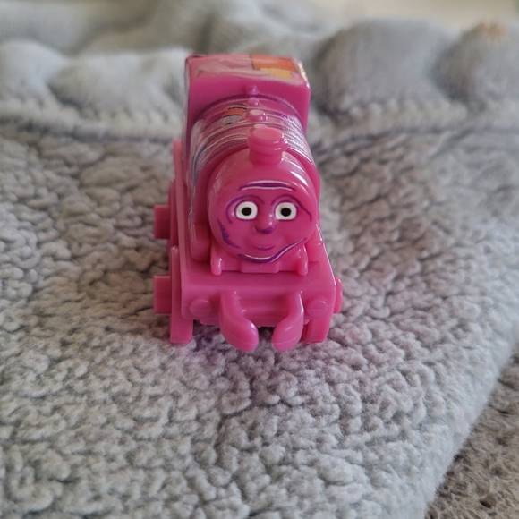 Mattel Thomas & Friends Train Minis PERCY Pink Blob Engine Miniature - Picture 3 of 11